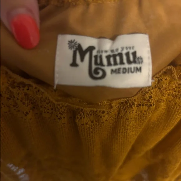 Show me you’re MuMu Bess dress size medium - Picture 4 of 4